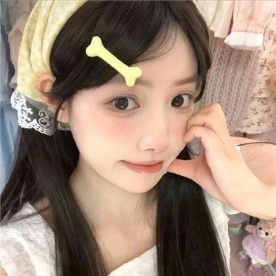 一个女王的少女时代